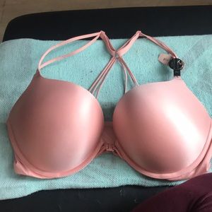 New Victoria secret bombshell bra size 38c